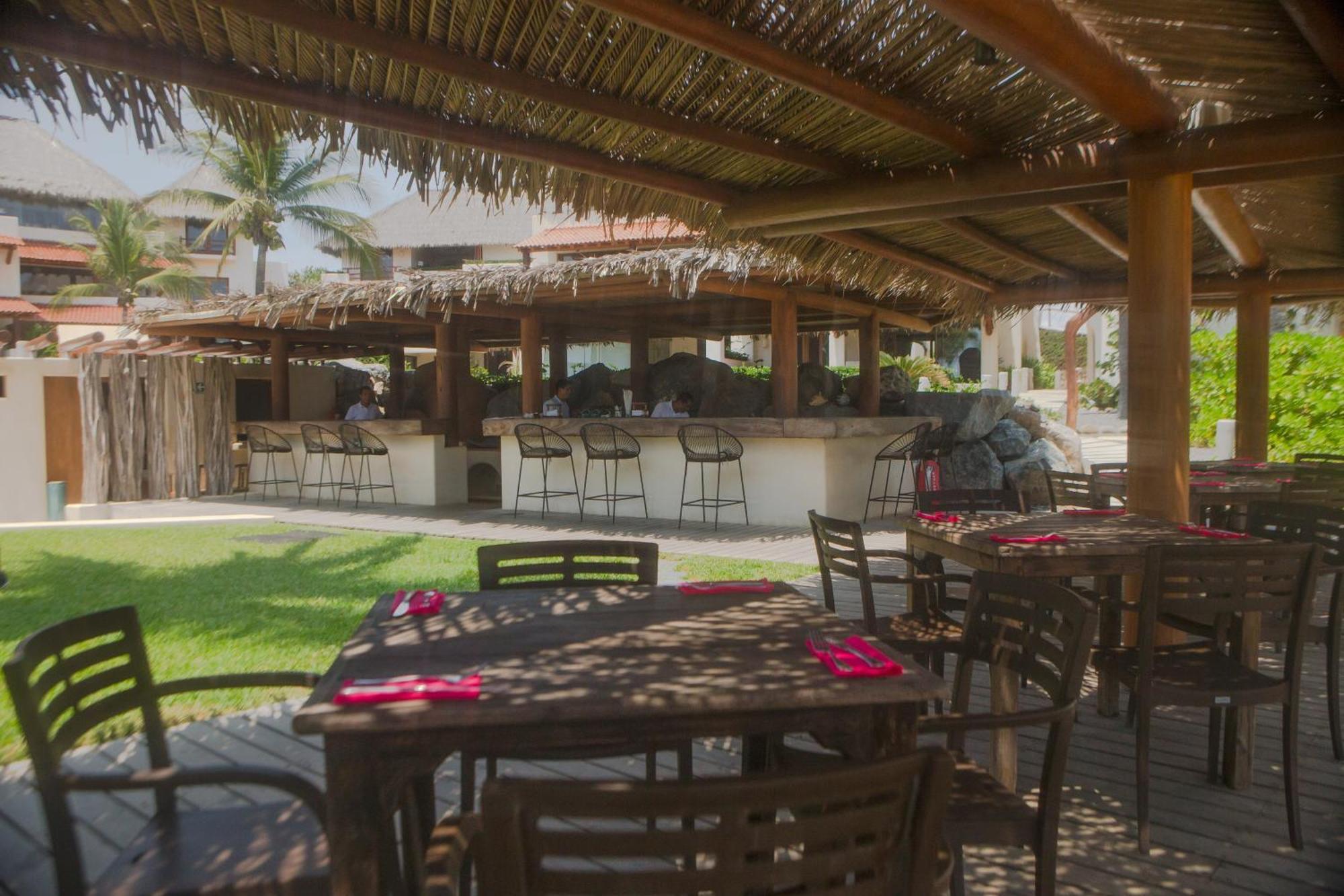 Residences At Las Palmas Zihuatanejo Extérieur photo